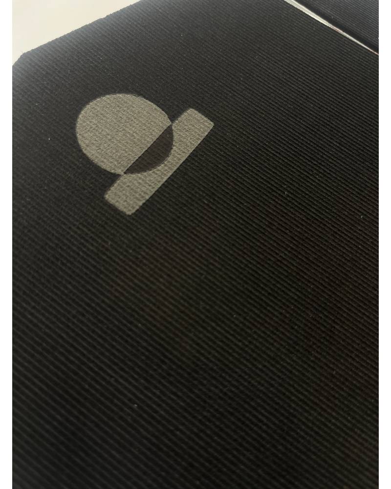 Logo detail on pad