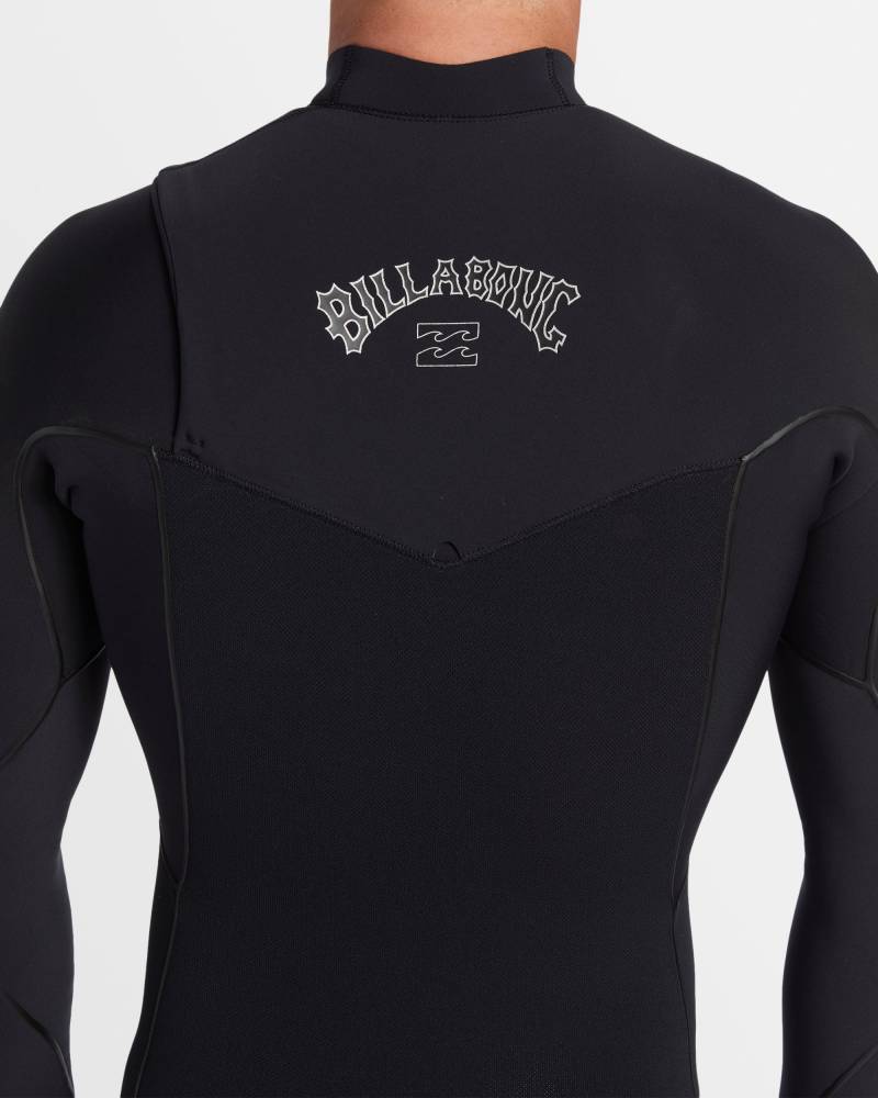 Back logo detail