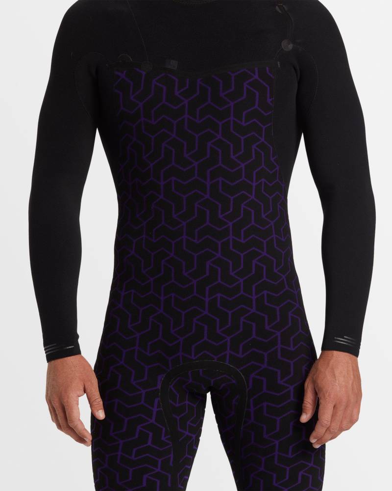 Chest pattern detail