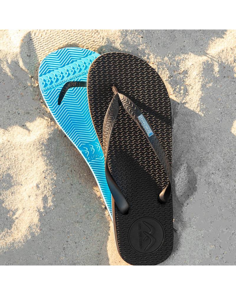 Boomerangz Men's Black/Blue Thongs 3