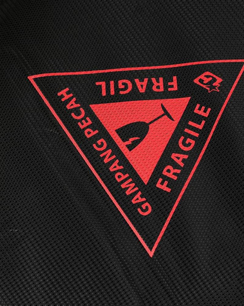 Creatures of Leisure Multi Tour Surfboard Bag close up fragile 
