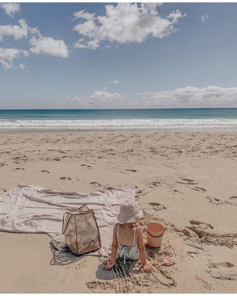 Full sand-free family blanket