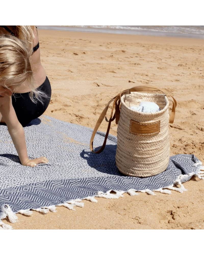 Diamond Oversized Family Beach/Picnic Blanket - Deep Blue