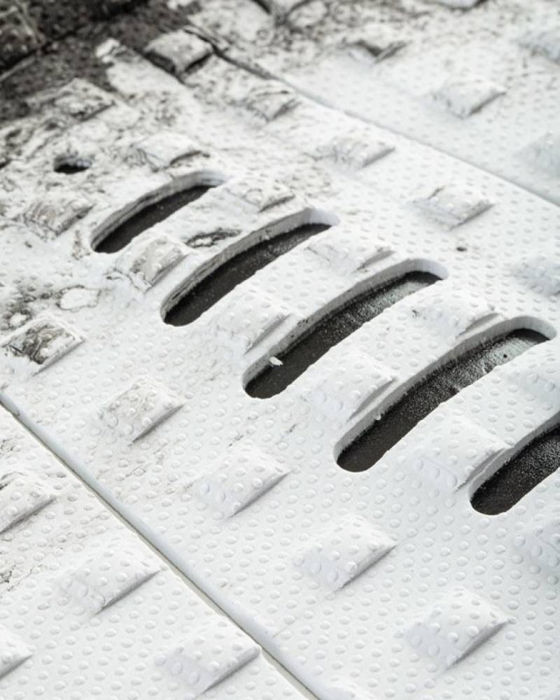 Mick Fanning Lite Tail Pad - White Fade Black