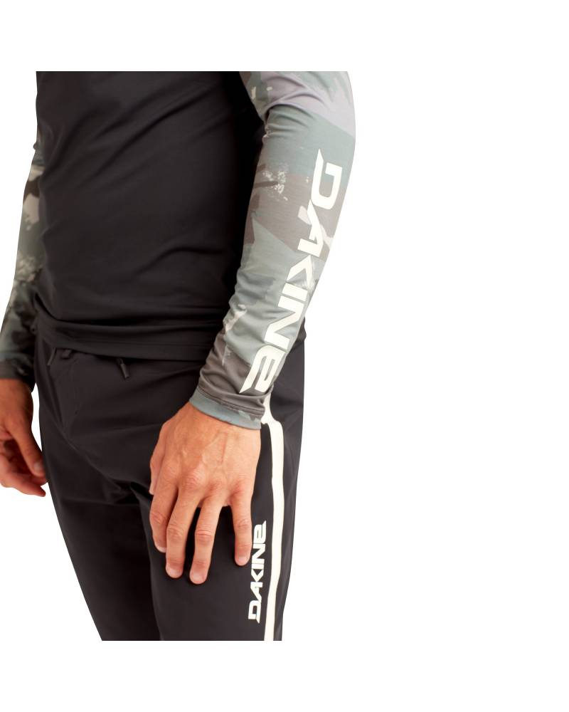 HD Snug Fit Long Sleeve Rashguard Crew - Apex Camo Small 