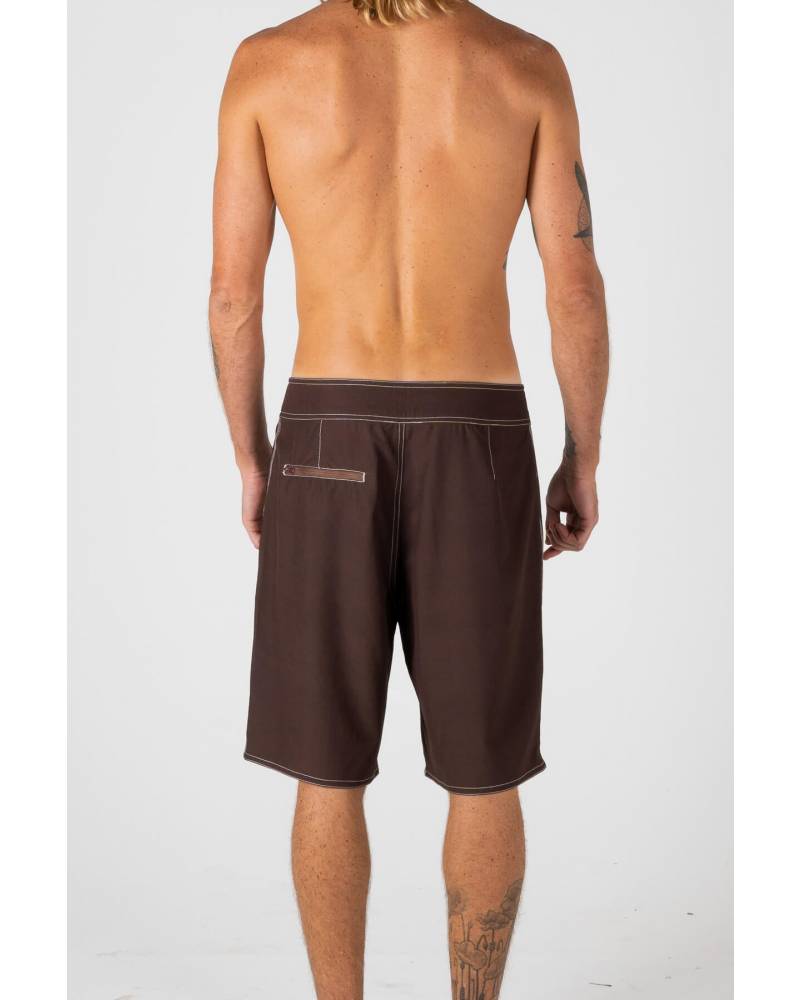 Back view with pocket detail