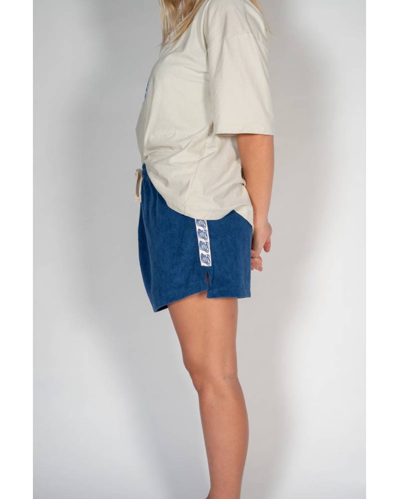 Side view of Sailor Shorts