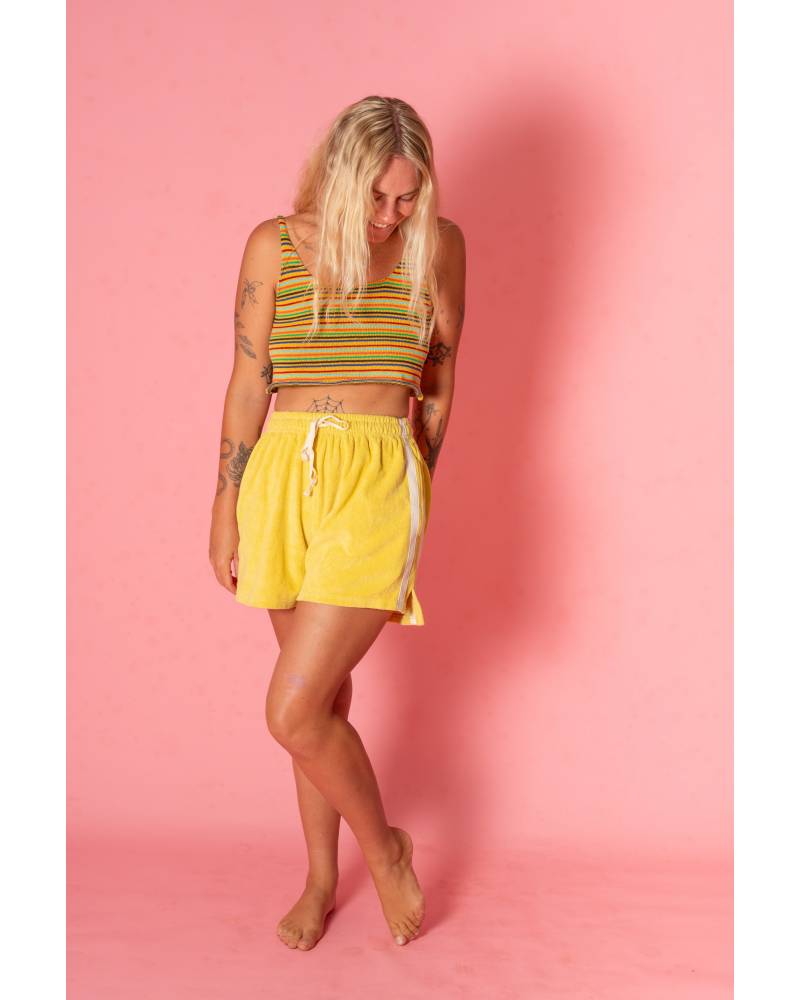 Side view shorts on pink
