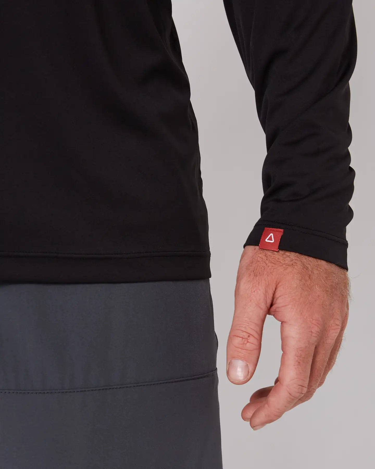 Follow Sun Tee LS - Black