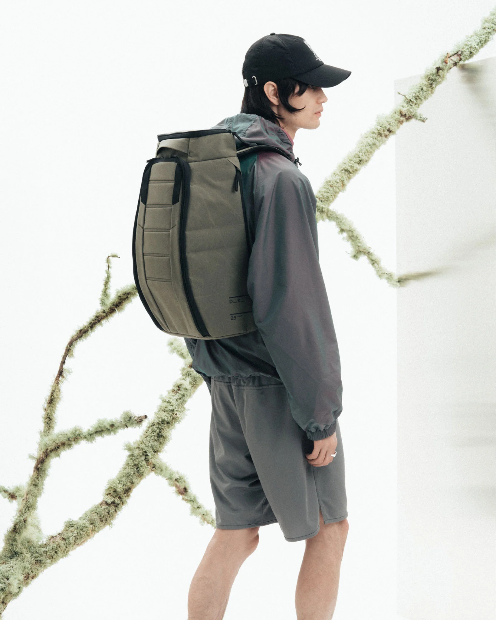 Hugger Backpack 25L - Forest Green
