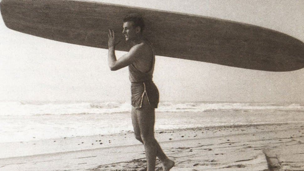 Bob Simmons with a balsa wood board in 1945