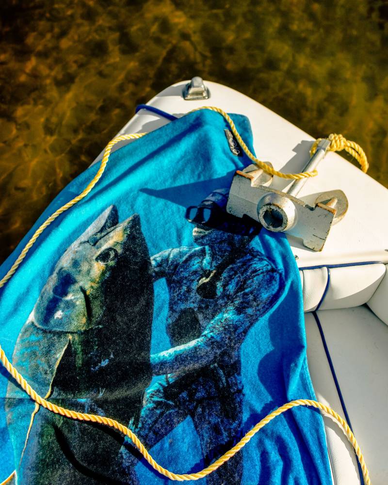 Leus Fish Beach Towel - Thumbnail 2