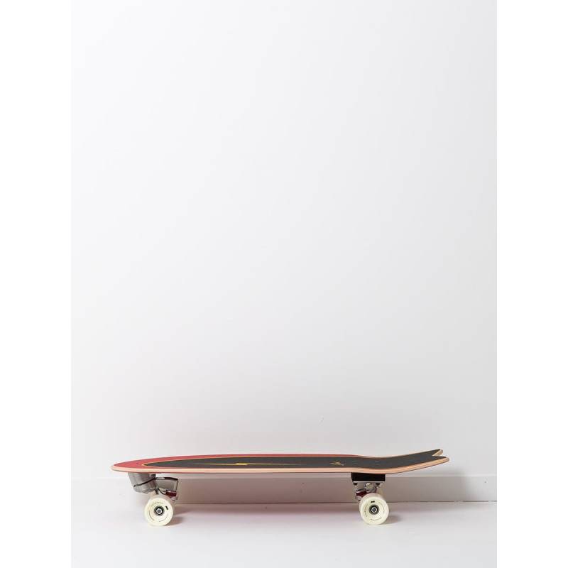 Yow Pipe 32 surfskate side profile