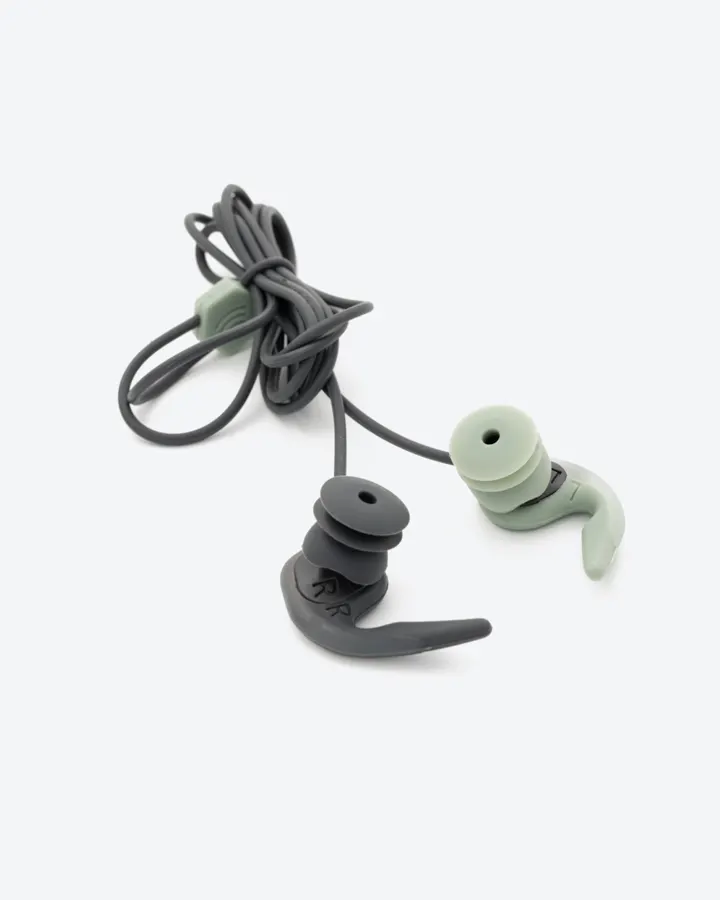 SURF EARS 4.0 耳栓 ブラック/セージ 正規販売】SURFEARS 4.0 サーフイヤー 音が聞こえる耳栓 | Beach